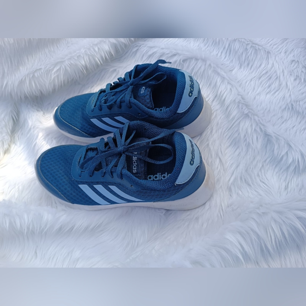 Adidas running shoes - Picture 6 of 8